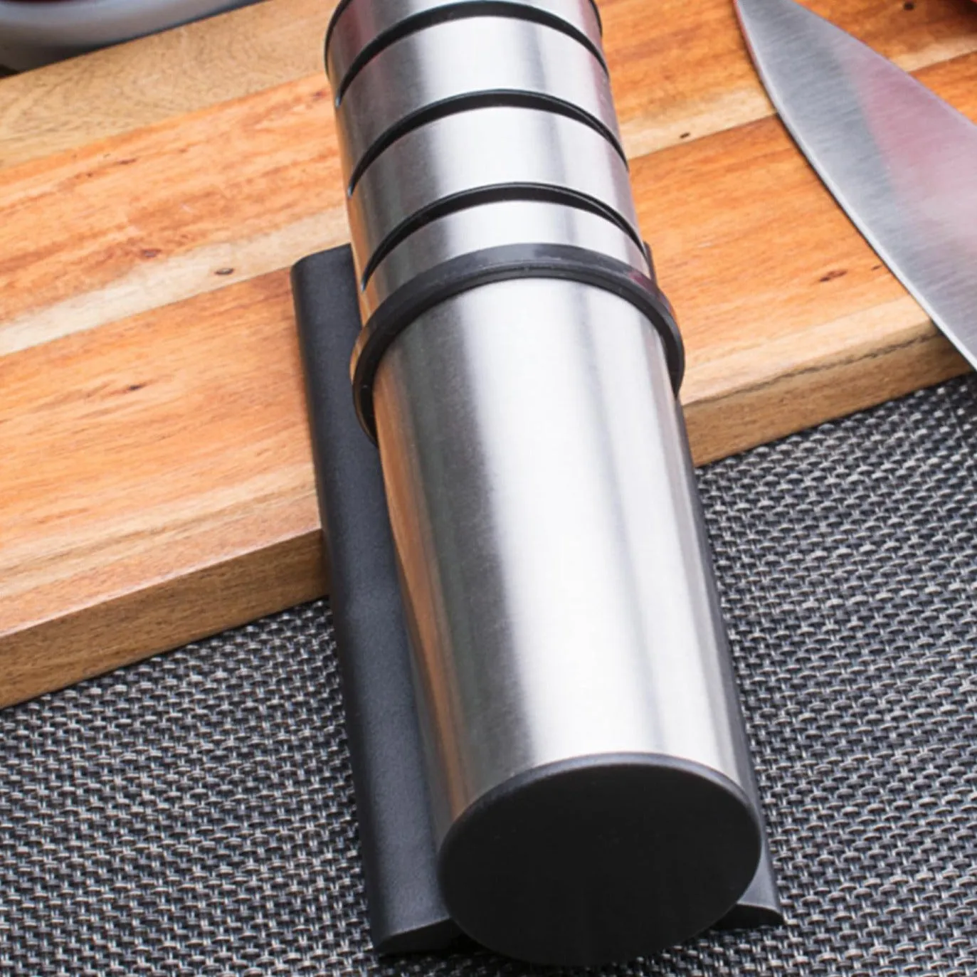 Afilador manual de cuchillos de acero inoxidable 3 en 1 | BronKitchen©