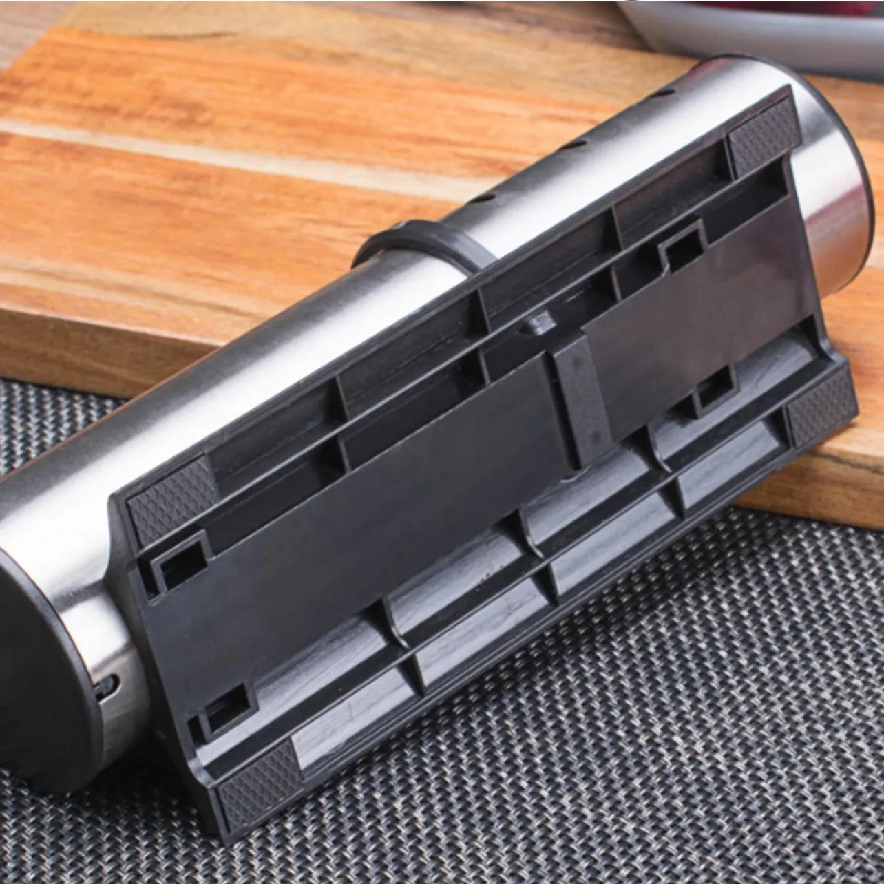 Afilador manual de cuchillos de acero inoxidable 3 en 1 | BronKitchen©