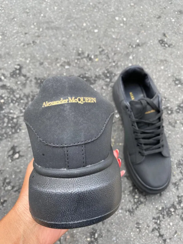 Tênis Alexander Mcqueen Oversized